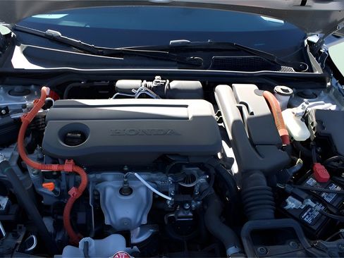 Used 2025 Honda Civic Sport image 24