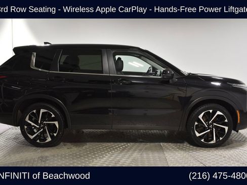 Used 2024 Mitsubishi Outlander SE Black Edition image 6