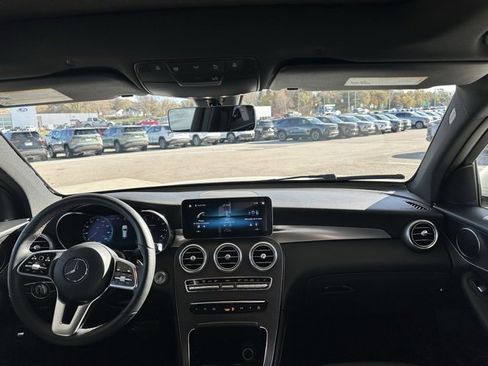 Used 2021 Mercedes-Benz GLC 300 GLC 300 image 20