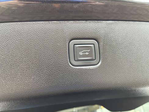 Used 2024 Chevrolet Blazer LT w/ Convenience Package FWD image 40