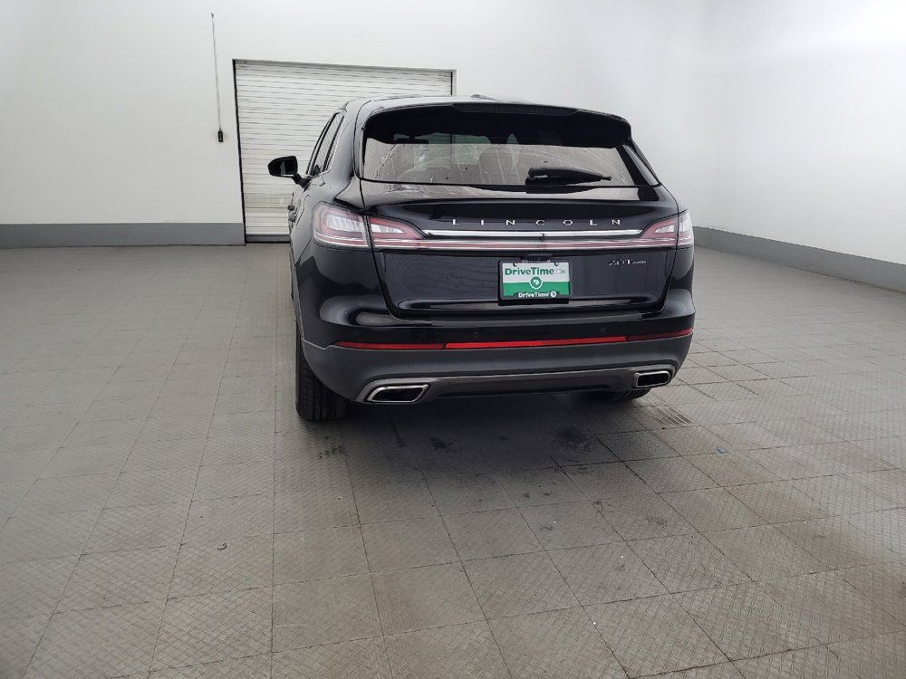 Used 2019 Lincoln Nautilus Premier AWD/4WD image 6