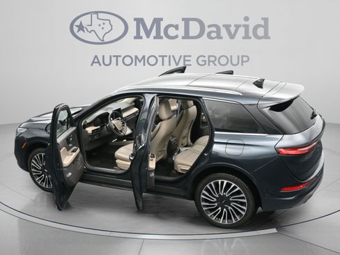 Used 2022 Lincoln Corsair Reserve w/ Equipment Group 201A AWD/4WD image 7