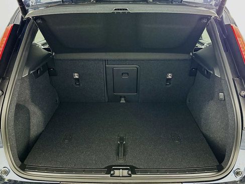 New 2026 Volvo XC40 B5 Ultra w/ Climate Package image 25