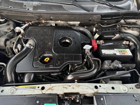 Used 2011 Nissan Juke SV AWD/4WD image 23