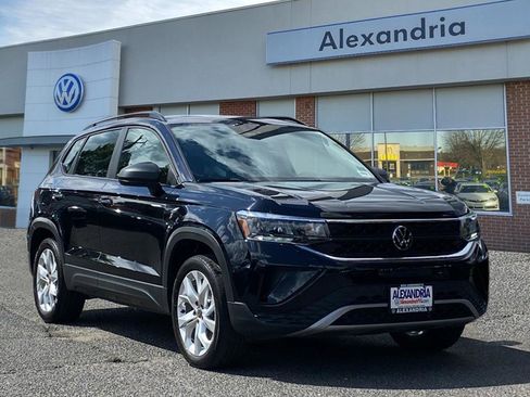 Certified 2023 Volkswagen Taos S image 1