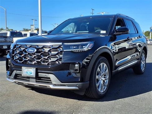 New 2026 Ford Explorer Platinum image 1