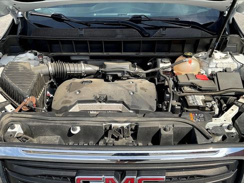 Used 2019 GMC Acadia SLE FWD image 30