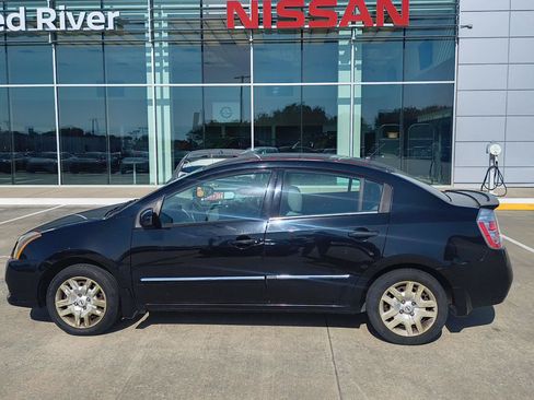 Used 2012 Nissan Sentra 2.0 S FWD image 1