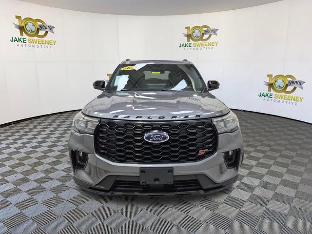 Used 2025 Ford Explorer ST w/ Sun And Sound Package AWD/4WD image 3