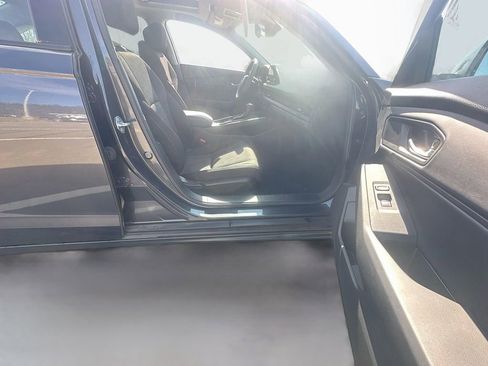 Used 2023 Honda Accord EX image 31