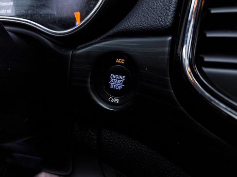 Used 2021 Jeep Grand Cherokee Laredo X image 21