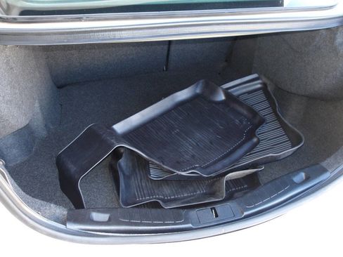 Used 2019 Ford Fusion SE image 25