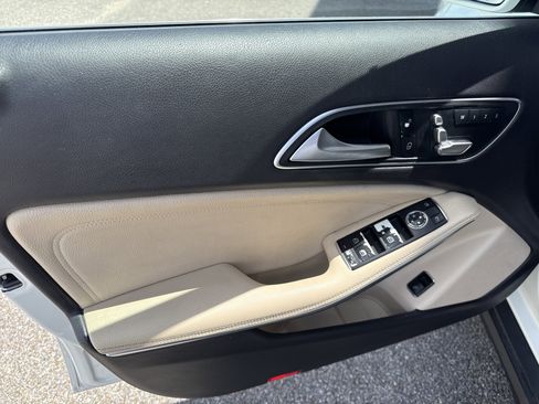 Certified 2018 Mercedes-Benz GLA 250 image 8