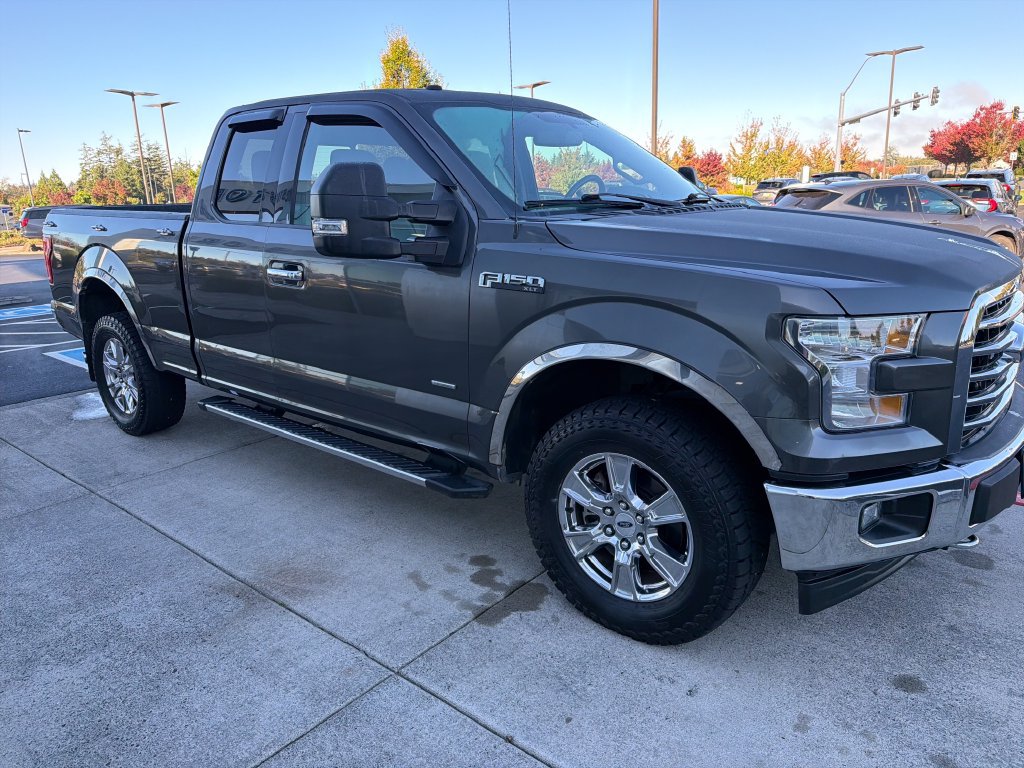 Used 2017 Ford F150 XLT w/ Equipment Group 302A Luxury AWD/4WD image 6
