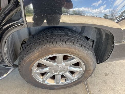 Used 2012 GMC Yukon Denali image 11