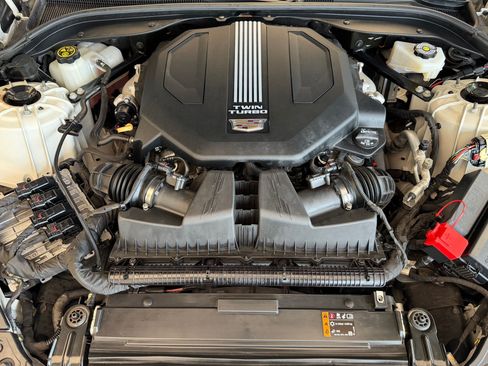 Used 2023 Cadillac CT5 V w/ Platinum Package RWD image 53