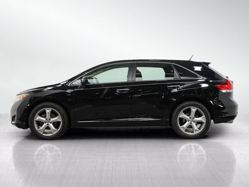 Used 2009 Toyota Venza AWD image 2