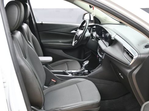 Used 2024 Buick Encore GX Preferred FWD image 32