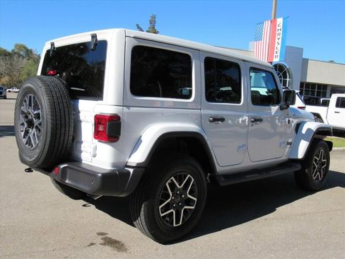 New 2026 Jeep Wrangler Sahara image 5
