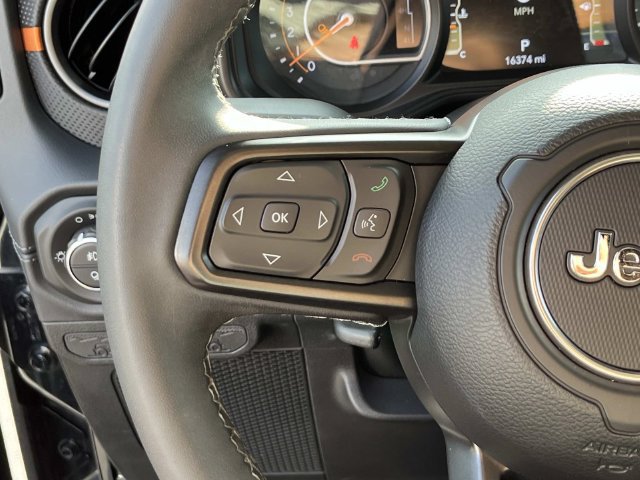 Certified 2026 Jeep Gladiator Mojave AWD/4WD image 28