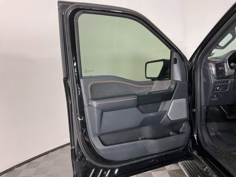 Used 2022 Ford F150 Platinum AWD/4WD image 17
