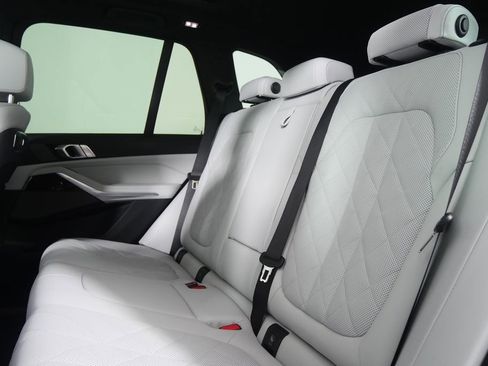 Certified 2026 BMW X5 xDrive40i image 16
