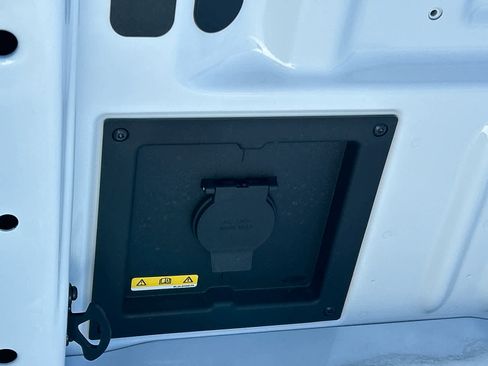 New 2025 Ford F150 XLT w/ Equipment Group 302A MID image 7