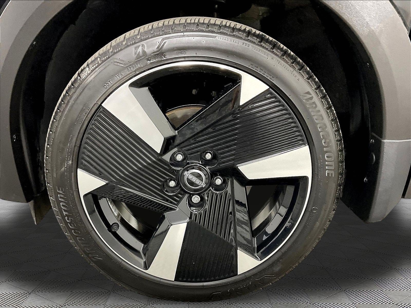 Used 2026 Nissan Kicks SR w/ Cold Weather Package AWD/4WD image 33