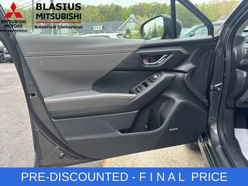 Used 2024 Subaru Crosstrek 2.5i Limited AWD/4WD image 24
