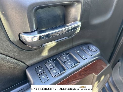 Used 2017 GMC Sierra 1500 SLE w/ SLE Value Package image 9