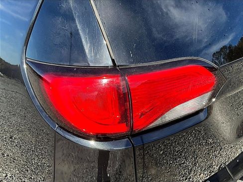 Used 2018 Chrysler Pacifica Touring Plus w/ S Appearance Package image 29