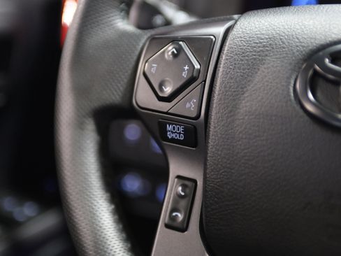Used 2022 Toyota Tacoma TRD Pro AWD/4WD image 24