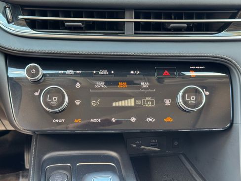 Used 2023 INFINITI QX60 Pure FWD image 25