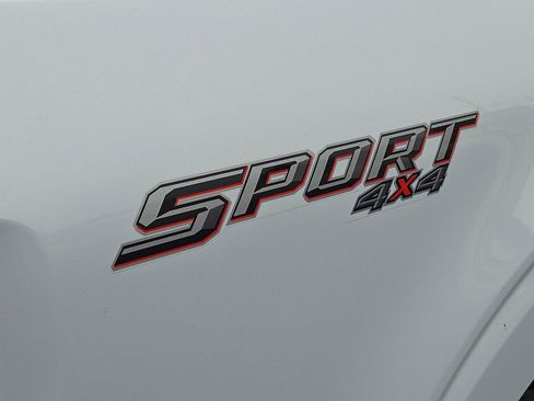 Certified 2022 Ford F150 XLT w/ Equipment Group 302A High image 4