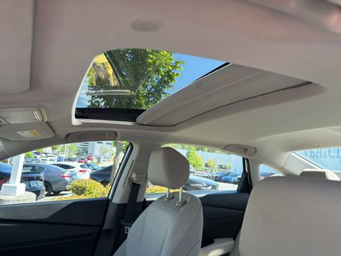 Used 2023 Honda Accord EX image 19