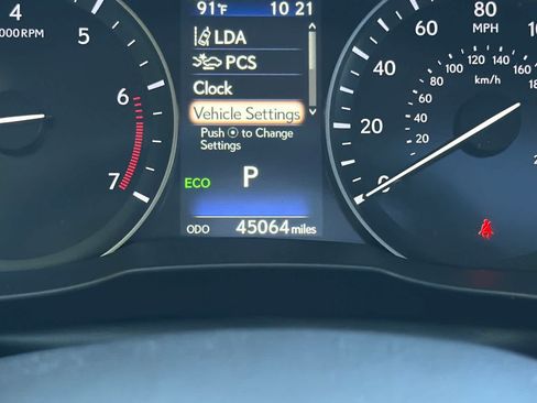 Used 2018 Lexus ES 350 w/ Luxury Package w/Wood Trim FWD image 29