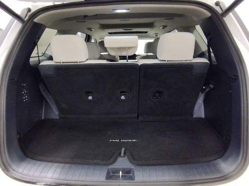 Used 2023 Hyundai Palisade Limited w/ Cargo Package image 17