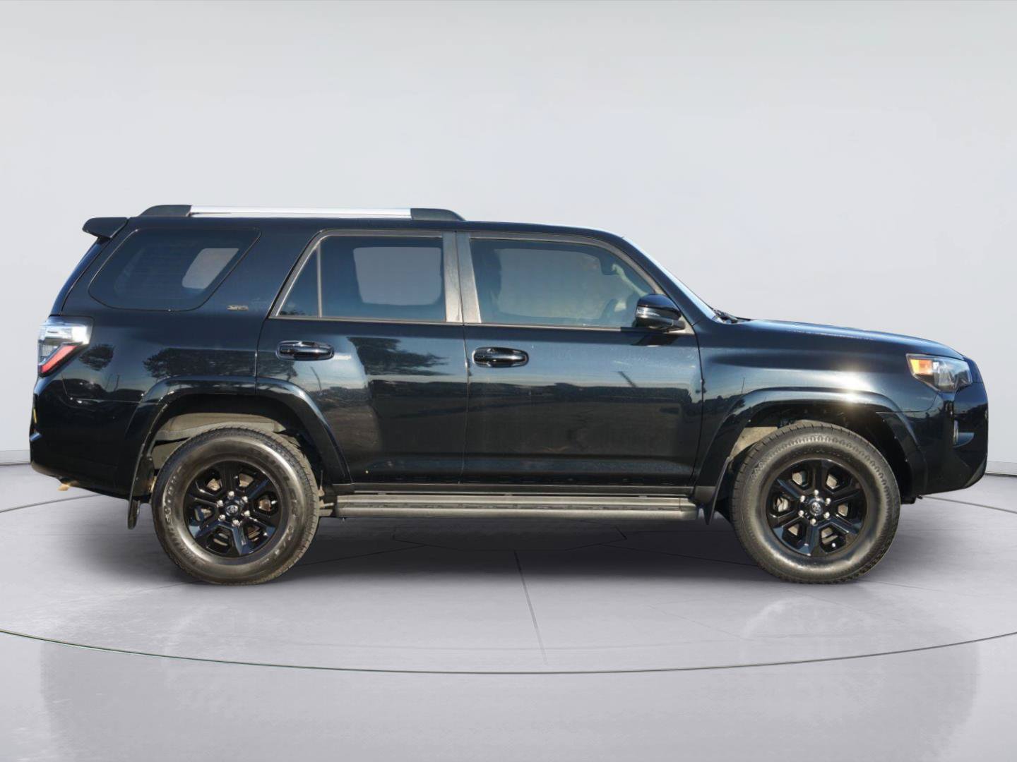 Used 2021 Toyota 4Runner SR5 Premium AWD/4WD image 5