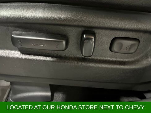 Certified 2025 Honda Ridgeline Black Edition image 13