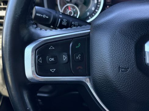 Used 2021 RAM 1500 Laramie AWD/4WD image 12