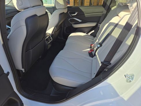 New 2025 Acura RDX SH-AWD image 19