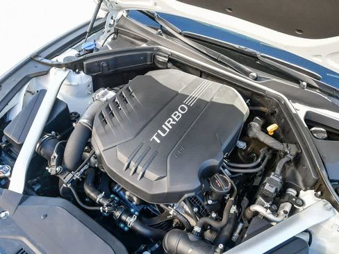 Used 2022 Genesis G70 3.3T image 29