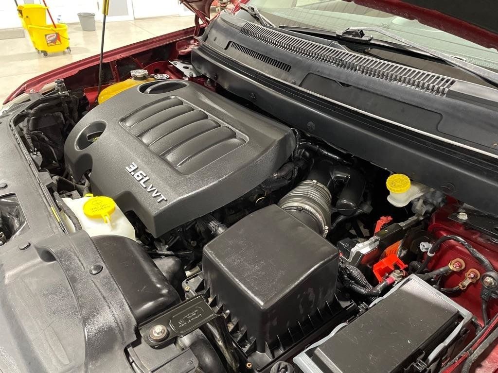 Used 2011 Dodge Journey Mainstreet w/ Popular Equipment Group AWD/4WD image 32