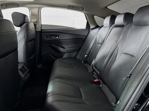 Used 2025 Honda Accord Touring image 8