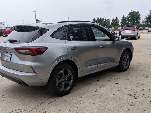 Used 2024 Ford Escape ST-Line w/ Tech Pack #1 AWD/4WD image 3