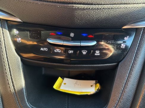 Used 2023 Cadillac XT5 Premium Luxury image 36