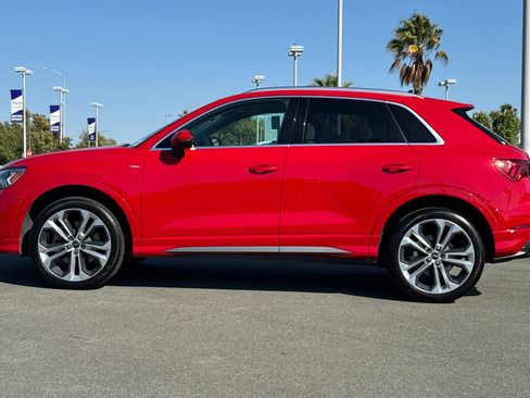Used 2020 Audi Q3 2.0T Premium Plus AWD/4WD image 7