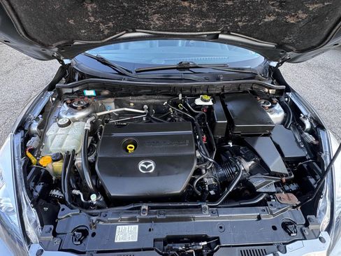 Used 2010 MAZDA MAZDA3 s Grand Touring FWD image 18