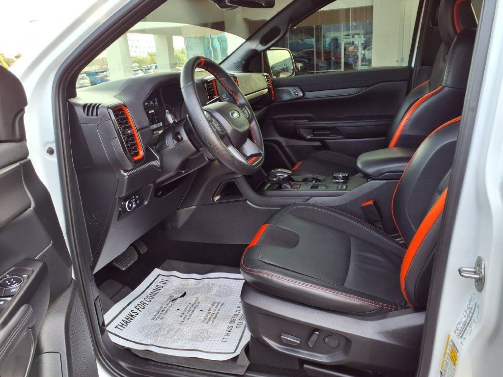 Used 2025 Ford Ranger Raptor AWD/4WD image 15