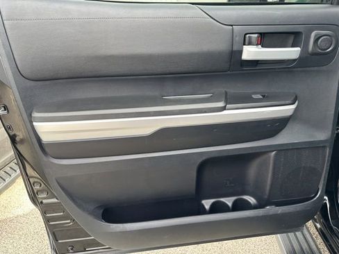 Used 2015 Toyota Tundra SR5 w/ SR5 Upgrade Package image 54